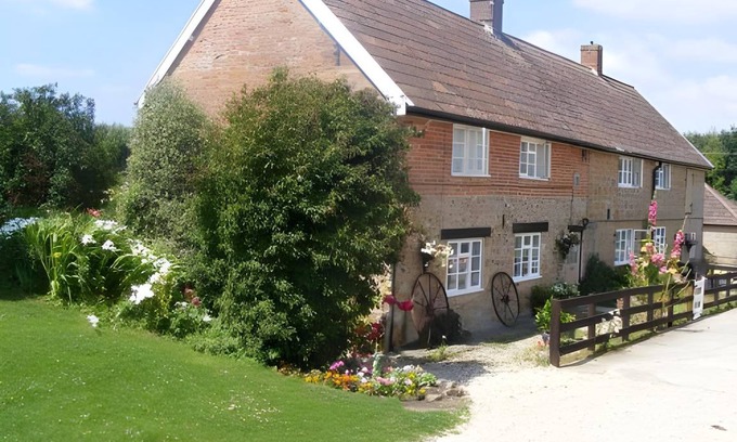 Horton House | 177 m² Farmhouse ∙ 2 bedrooms ∙ 5 guests