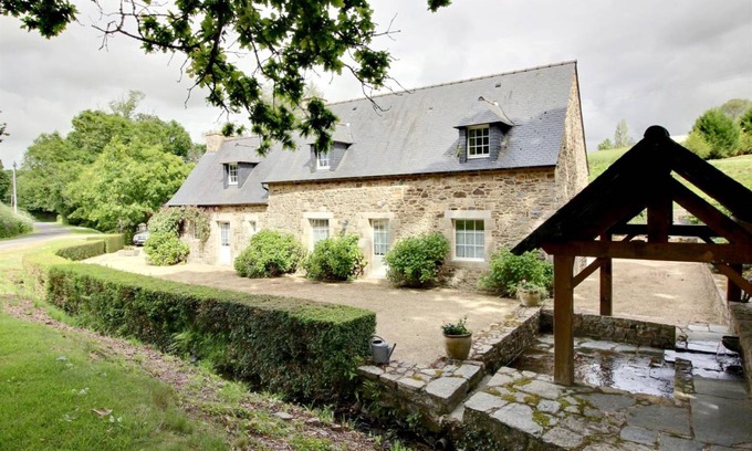 Minihy-Treguier House | 177 m² Gîte ∙ 2 bedrooms ∙ 5 guests