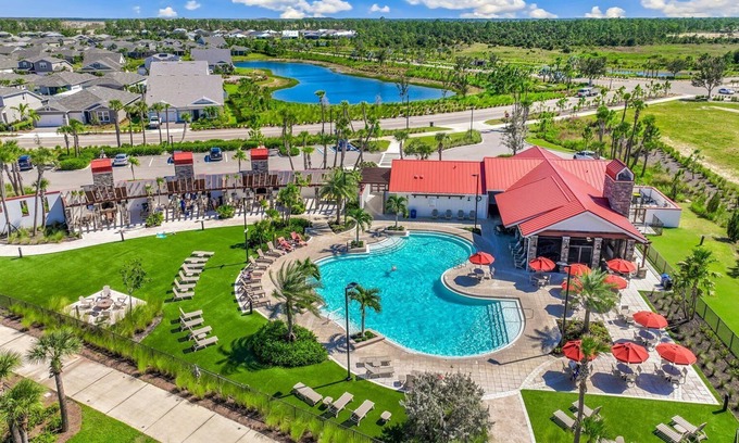 Alva Villa | 17716 Trails Edge Villa