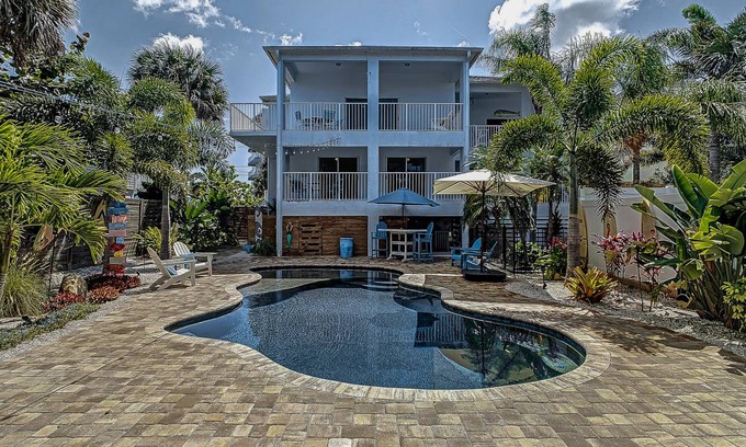 Horton Shores House | 178 m² House ∙ 3 bedrooms ∙ 8 guests