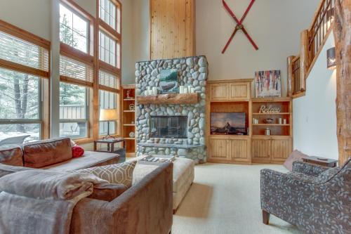 Sunriver House | 18 Aquila Lodge