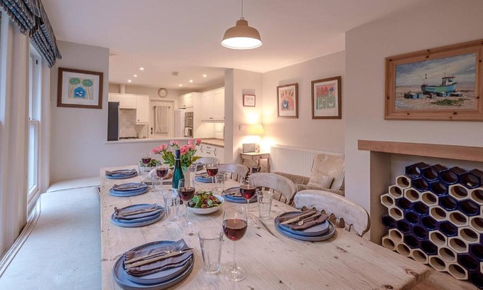Aldeburgh House | 18 Hartington, Aldeburgh