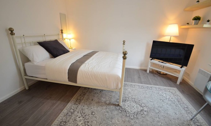 Leabridge House | 18 m² House ∙ 1 bedroom ∙ 2 guests
