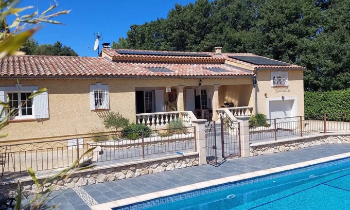 Saint-Victor-des-Oules House | 180 m² House ∙ 5 bedrooms ∙ 10 guests