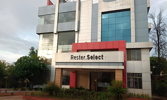Kadachiwadi Hotel | 180 m² Hotel ∙ 3 guests