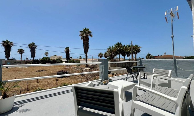 Almayate Bajo House | 180 m² House ∙ 3 bedrooms ∙ 5 guests