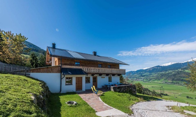 Piesendorf House | 180 m² House ∙ 4 bedrooms ∙ 14 guests