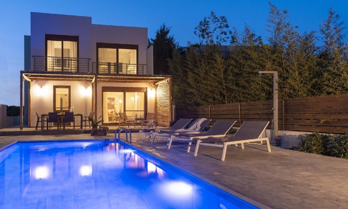 Kolymbia House | 180 m² House ∙ 4 bedrooms ∙ 7 guests