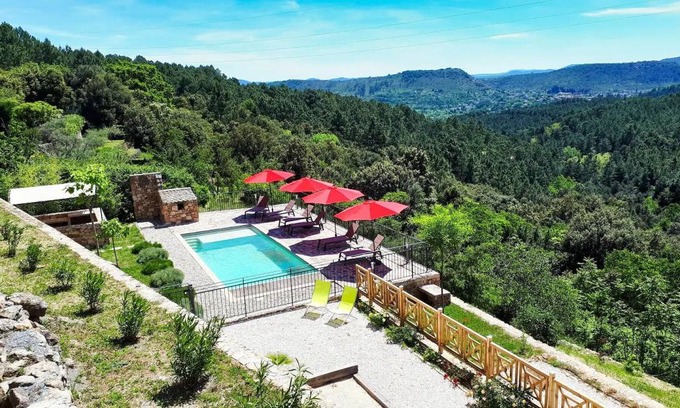 Chambonas House | 180 m² House ∙ 5 bedrooms ∙ 12 guests