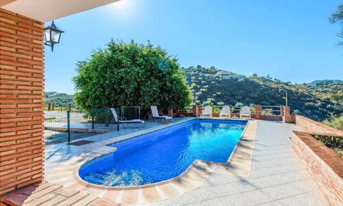 Riogordo House | 180 m² House ∙ 6 bedrooms ∙ 12 guests