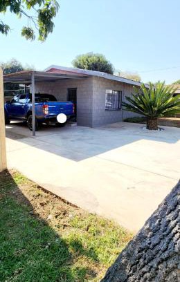 Vryheid Apartment | 180 on Emmet