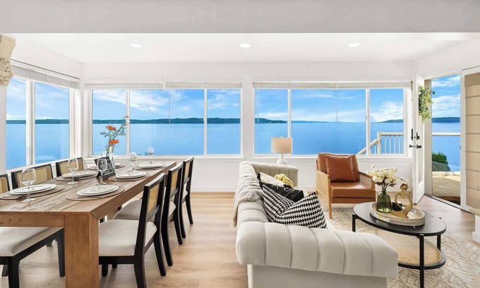 Redondo House | 180° Water View Retreat: Near Beach Park & City