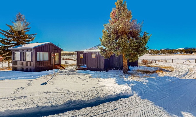 Colorado Springs House | 1800-acre ranch farmhouse with amazing views, animals, & entertainment