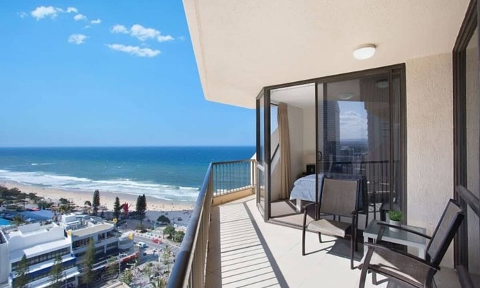 Surfers Paradise Apartment | 1803 Allunga Summary:
