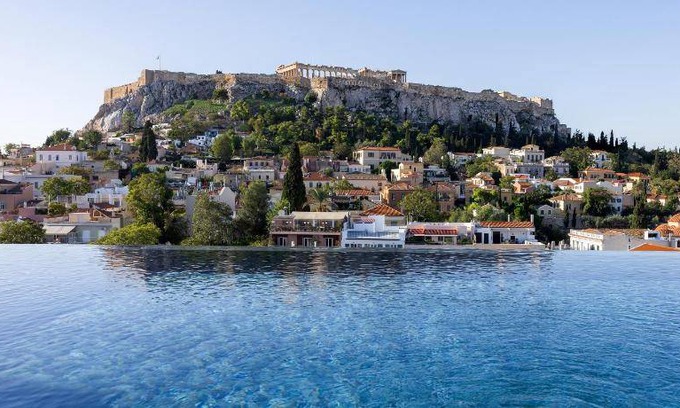 Plaka Hotel | 181 m² Hotel ∙ 4 bedrooms ∙ 10 guests