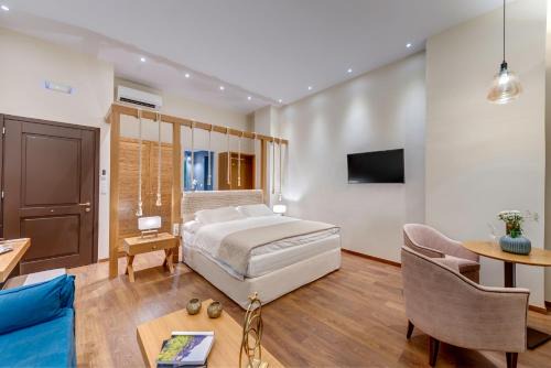 Ermoupoli House | 1844 Suites Syros