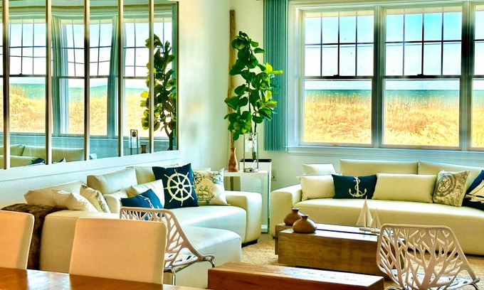 Sandbridge Condo | 185 m² Condo ∙ 3 bedrooms ∙ 9 guests
