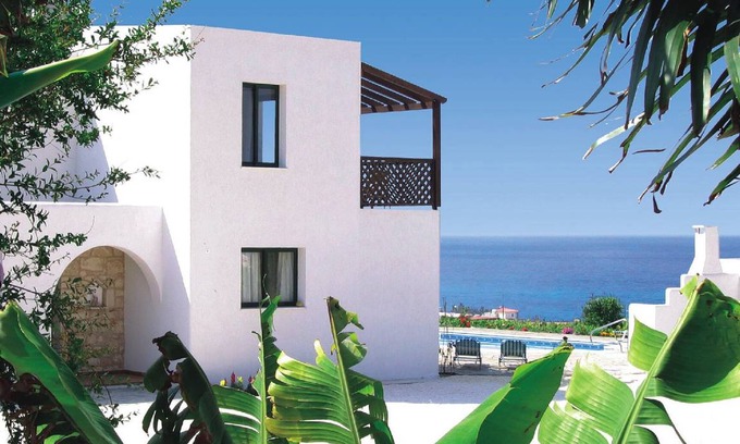 Kissonerga Villa | 185 m² Villa ∙ 4 bedrooms ∙ 10 guests
