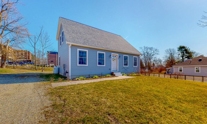 Castine House | 186 m² House ∙ 2 bedrooms ∙ 4 guests