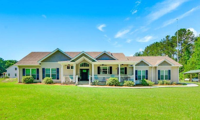 Abbeville House | 186 m² House ∙ 3 bedrooms ∙ 9 guests