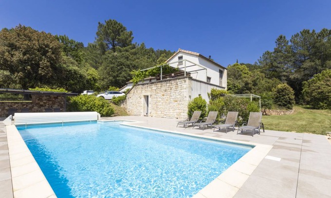 Saint-Pierre-Saint-Jean Villa | 187 m² Villa ∙ 5 bedrooms ∙ 10 guests
