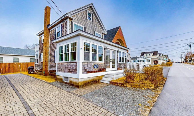 Wells Beach House | 188 m² House ∙ 3 bedrooms ∙ 11 guests