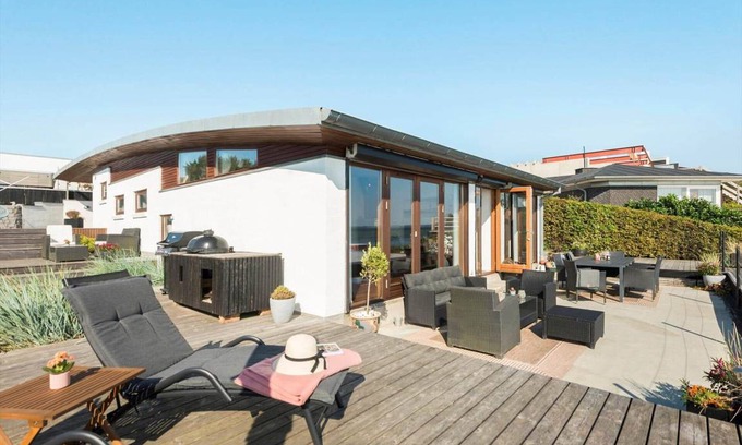 Lystrup House | 189 m² House ∙ 3 bedrooms ∙ 8 guests