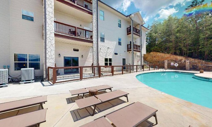 Pigeon Forge Apartment | 189 m² Serviced apartment ∙ 4 bedrooms ∙ 18 guests