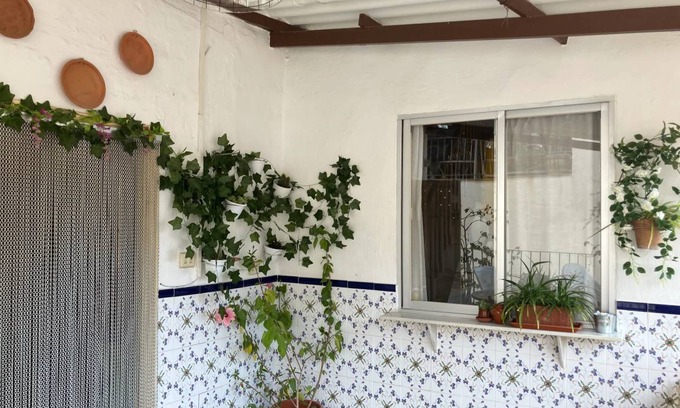 Albunol House | 190 m² House ∙ 4 bedrooms ∙ 6 guests