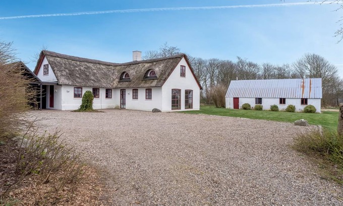 Ronbjerg House | 190 m² House ∙ 4 bedrooms ∙ 10 guests