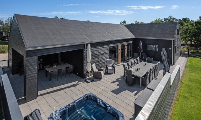 Ringkøbing-Skjern Municipality House | 190 m² House ∙ 4 bedrooms ∙ 12 guests