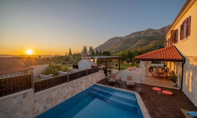 Zastolje Villa | 190 m² Villa ∙ 5 bedrooms ∙ 11 guests