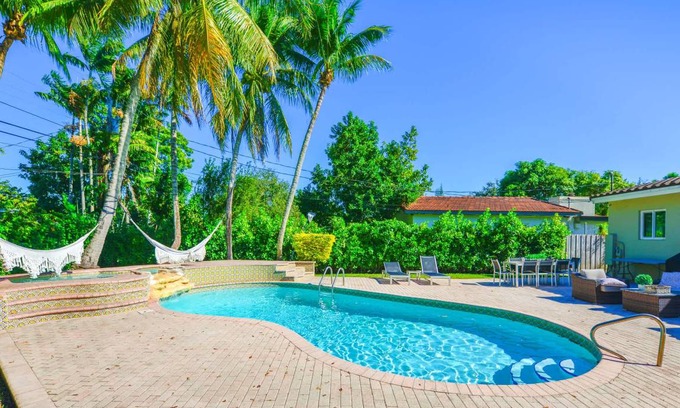 Ludlam House | 191 m² House ∙ 4 bedrooms ∙ 10 guests