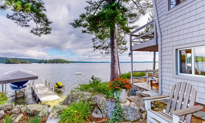 Alton Bay House | 192 m² House ∙ 4 bedrooms ∙ 8 guests