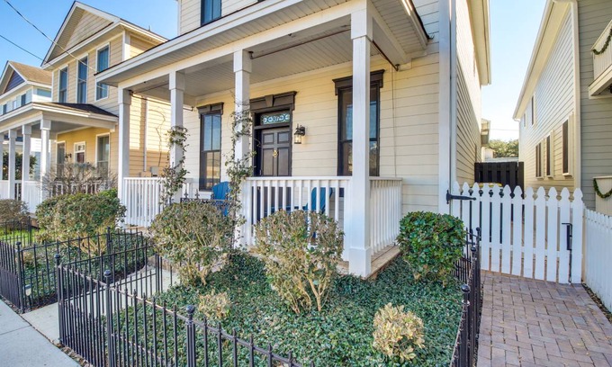Thomas Square House | 193 m² House ∙ 3 bedrooms ∙ 6 guests