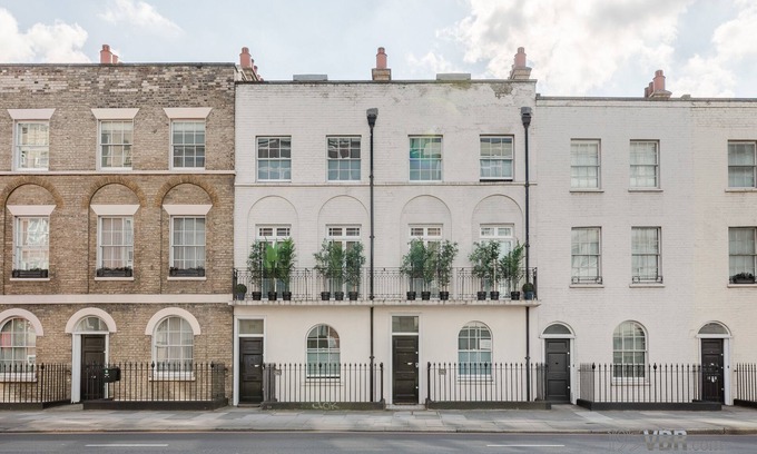 Vincent Square House | 193195VBR - Both houses - twin Neighbouring Georgian townhouses, 12-bed 6-bath