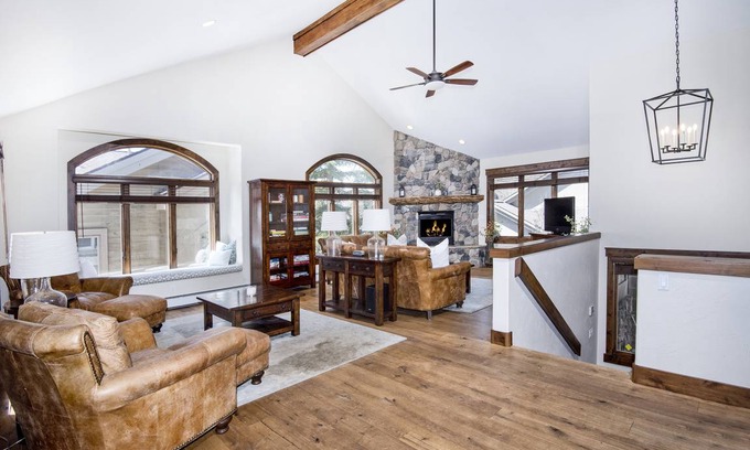 Vail House | 195 m² House ∙ 3 bedrooms ∙ 8 guests