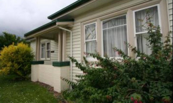 Moonah Apartment | 199 m² Serviced apartment ∙ 4 bedrooms ∙ 10 guests