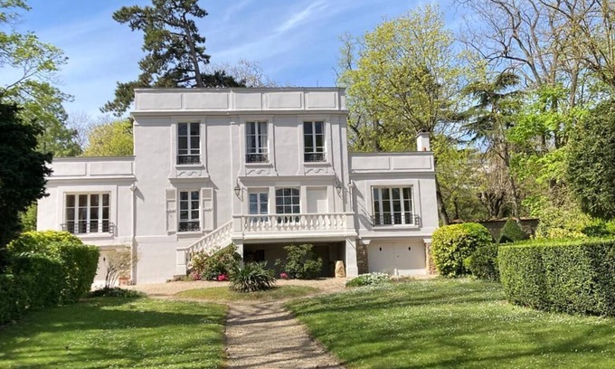 Andresy House | 19th century mansion short term rental near Paris