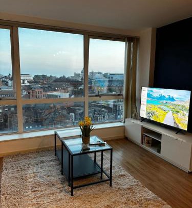 Nottingham City Centre Apartment | 1BD City-Centre Magical Views