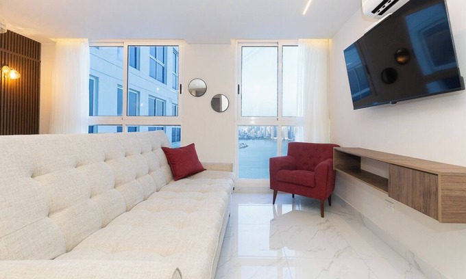 Panama City Condo | 1bdr apartment with incredible views of the city
