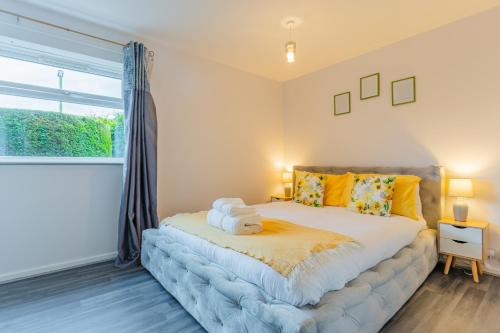 Little Hay Apartment | 1Bed-Sleeps2-Parking-NearCityCentre-Jlr-Nec