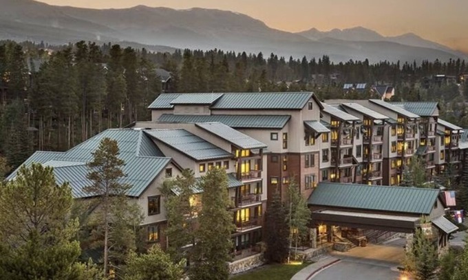 Peak 9 Condo | 1BR-1Bath, Full Condo - Walk to Beaver Lifts & Town - Free Resort Shuttle