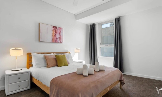 Adelaide Central Business District Apartment | 1BR Adelaide CBD Apt/The Best Location/