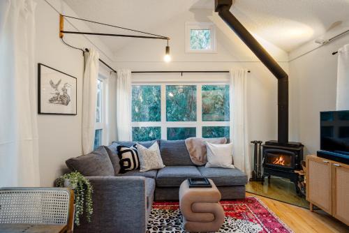 Whistler Creekside House | 1BR and Loft, Close to Creekside Gondola by Harmony Whistler Vacations