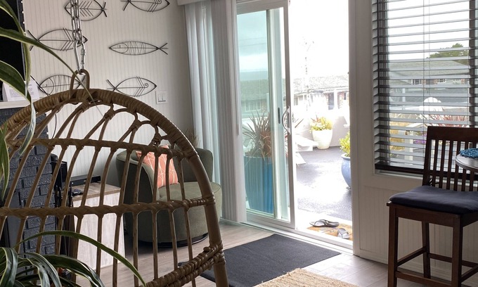 Lincoln City Condo | 1BR Condo at the Beach near Taft arean