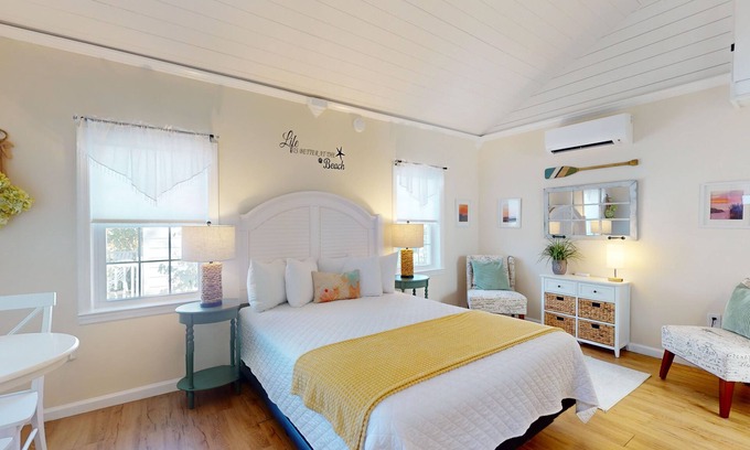 Lower Township House | 1BR King Bed Sofa Bed Sleeps 4 POOL - 8