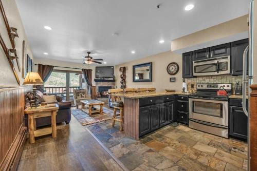 North Park City House | 1BR Ski in Ski Out Steps to Lifts