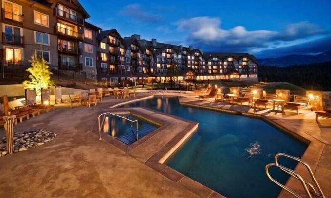 Cle Elum Condo | 1BR Suncadia lodge | Hot Tub, Pool, Dog Friendly