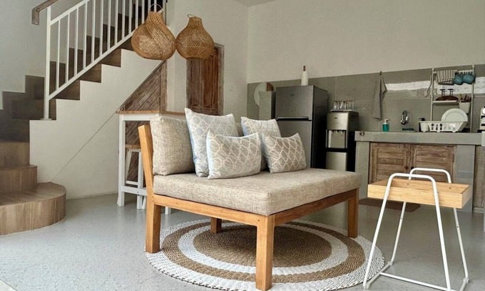 Legian Villa | 1BR Villa with Private Pool - 5 min walk to LaFavela 15 min walk to Kudeta Beach